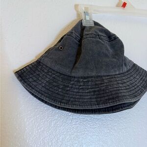 Black Bucket Hat